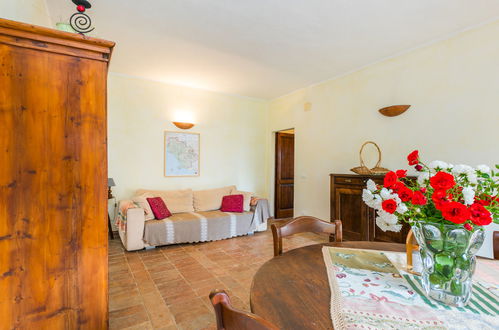 Photo 8 - 2 bedroom Apartment in Cinigiano with swimming pool and garden