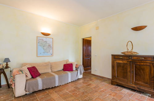 Photo 11 - 2 bedroom Apartment in Cinigiano with swimming pool and garden