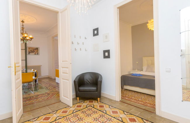 5 bedroom Apartment in Barcelona with garden - Photo 13