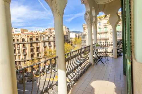 Photo 1 - 5 bedroom Apartment in Barcelona with garden