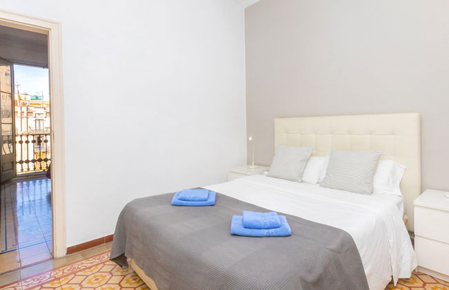 5 bedroom Apartment in Barcelona with garden - Photo 21