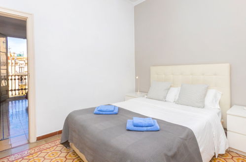 Foto 21 - Apartment mit 5 Schlafzimmern in Barcelona