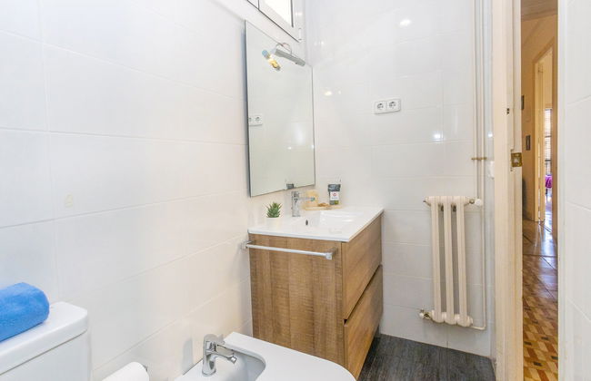 5 bedroom Apartment in Barcelona with garden - Photo 30