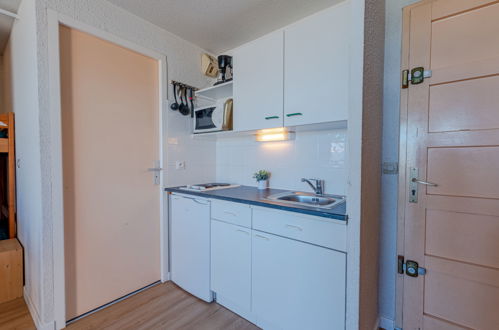 Foto 13 - Apartamento de 2 habitaciones en Le Barcarès con vistas al mar