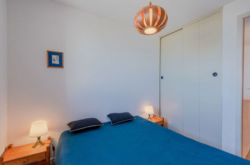 Foto 15 - Appartamento con 2 camere da letto a Le Barcarès con vista mare