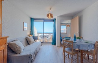 Foto 3 - Appartamento con 2 camere da letto a Le Barcarès con vista mare