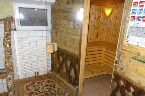 Foto 27 - Apartamento de 2 habitaciones en Hüttau con sauna y vistas a la montaña