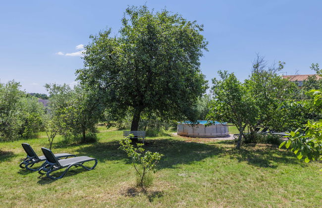 Casa de 2 quartos em Kaštelir-Labinci com piscina e jardim - Foto 14