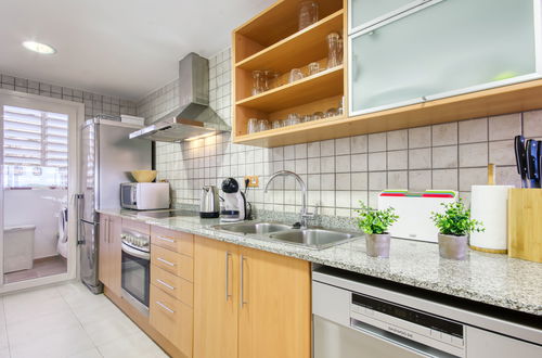 Foto 4 - Appartamento con 3 camere da letto a Palau-saverdera con giardino e terrazza