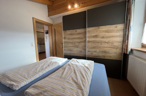 Foto 13 - Appartamento con 2 camere da letto a Piesendorf con vista sulle montagne