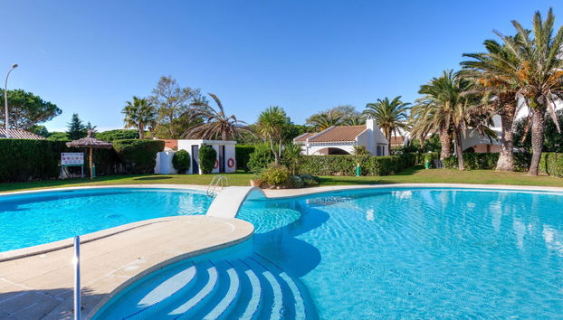 Apartamento de 3 quartos em Pals com piscina e jardim - Foto 2
