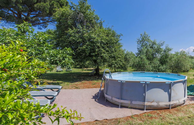 Casa de 3 quartos em Kaštelir-Labinci com piscina e jardim - Foto 18