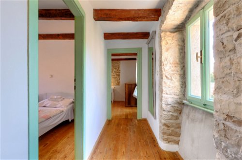 Foto 20 - Casa con 2 camere da letto a Kaštelir-Labinci con piscina e vista mare