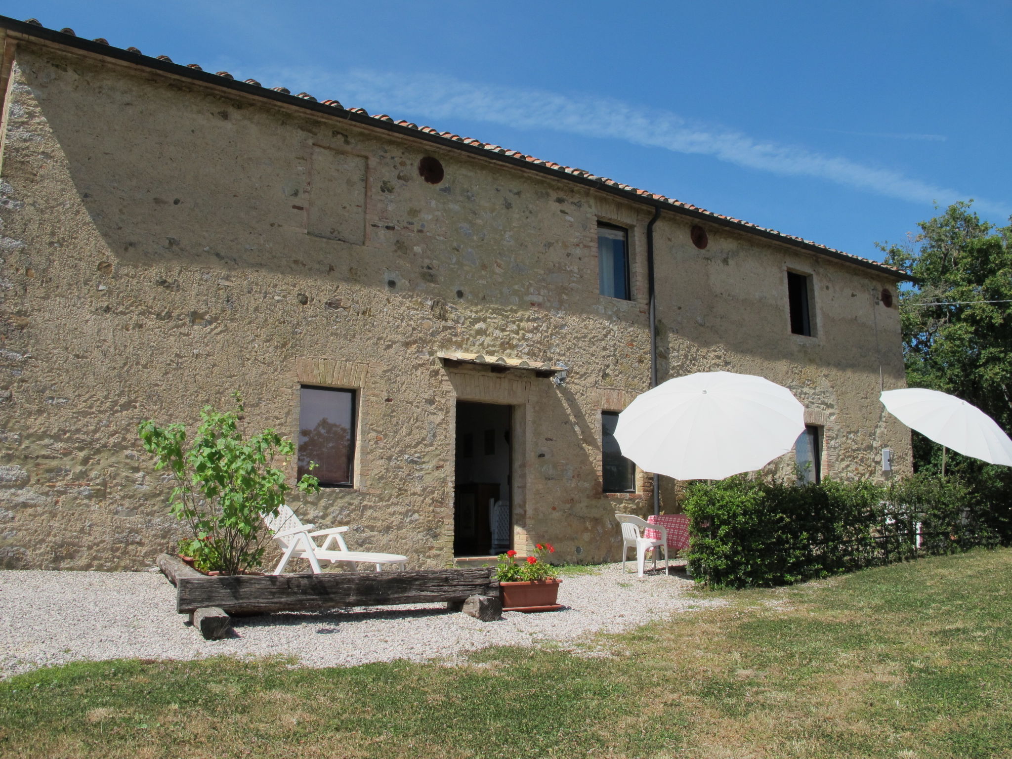 Foto 4 - Apartamento de 1 habitación en Montieri con piscina y jardín