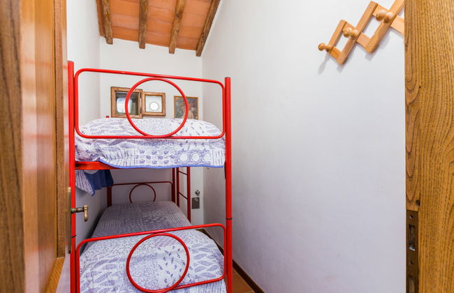 Apartamento de 3 quartos em Pelago com piscina e jardim - Foto 15