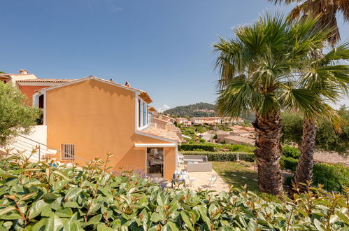 Foto 21 - Appartamento con 1 camera da letto a Roquebrune-sur-Argens con piscina privata e vista mare