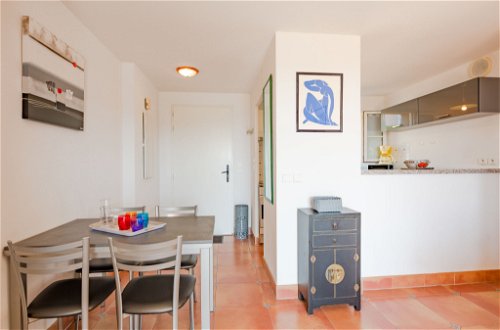 Foto 8 - Apartment mit 1 Schlafzimmer in Roquebrune-sur-Argens mit privater pool und blick aufs meer