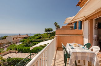 Photo 1 - 1 bedroom Apartment in Roquebrune-sur-Argens with private pool and sea view