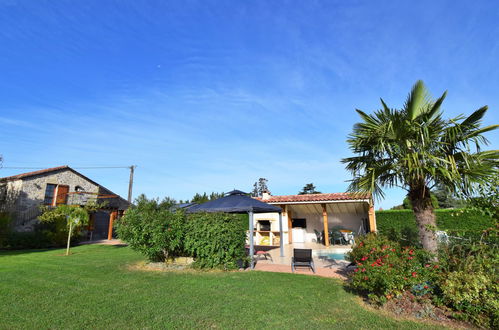 Foto 18 - Casa de 2 quartos em Madaillan com piscina privada e terraço