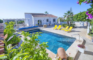 Foto 1 - Casa con 3 camere da letto a Calp con piscina privata e giardino