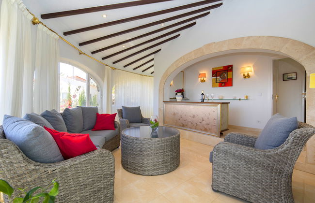 Casa de 4 quartos em Calp com piscina privada e jardim - Foto 14