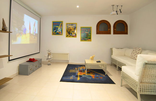 Casa de 4 quartos em Calp com piscina privada e jardim - Foto 17