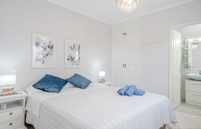 Casa de 4 quartos em Calp com piscina privada e jardim - Foto 19