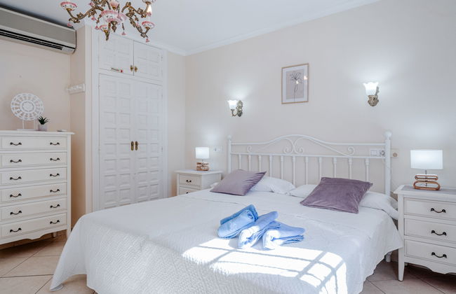 Casa de 4 quartos em Calp com piscina privada e jardim - Foto 23