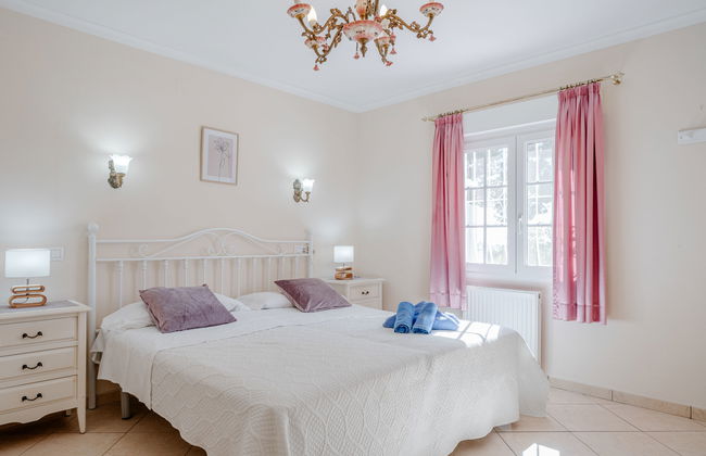 Casa de 4 quartos em Calp com piscina privada e jardim - Foto 24