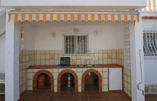Casa de 4 quartos em Calp com piscina privada e jardim - Foto 33