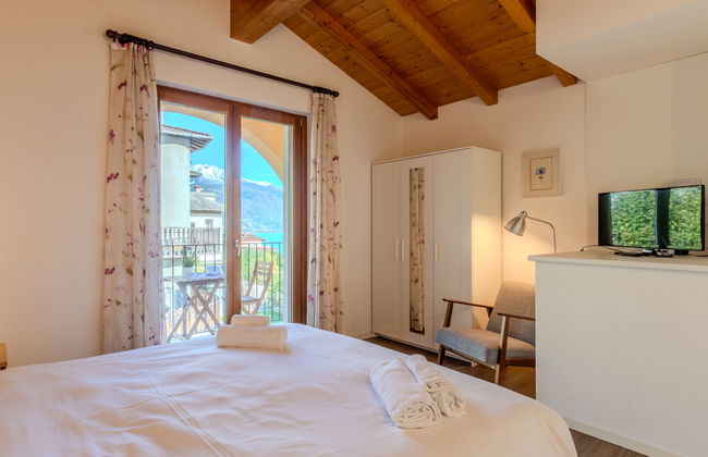 Casa de 3 quartos em Musso com jardim - Foto 18