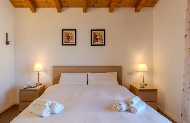 Casa de 3 quartos em Musso com jardim - Foto 16