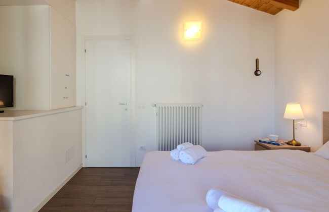 Casa de 3 quartos em Musso com jardim - Foto 20