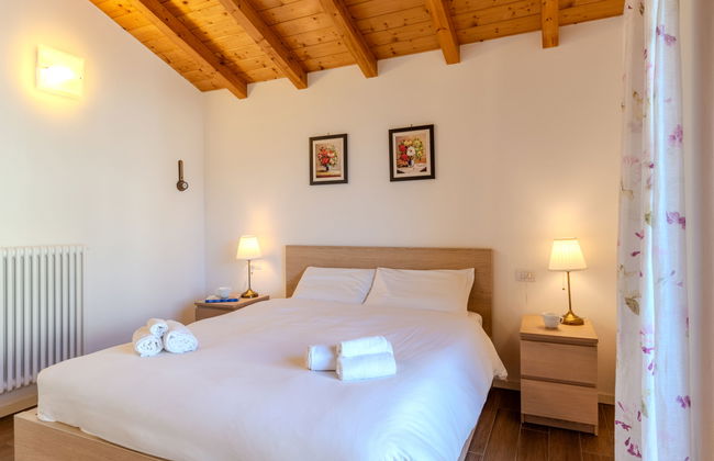 Casa de 3 quartos em Musso com jardim - Foto 17