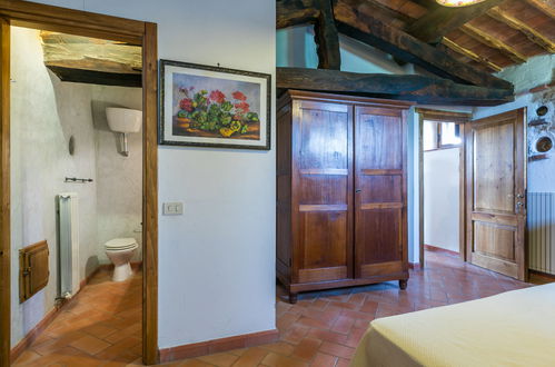 Foto 43 - Casa de 9 quartos em Sorano com piscina privada e jardim