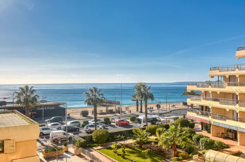 Photo 18 - Appartement de 1 chambre à Fréjus avec terrasse et vues à la mer