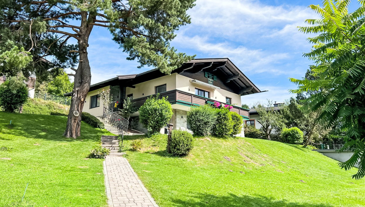 7 bedroom House in Bruck an der Großglocknerstraße with garden and terrace - Photo 1