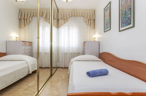 Foto 12 - Casa con 3 camere da letto a Vidreres con piscina privata e giardino