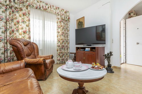 Foto 7 - Casa con 3 camere da letto a Vidreres con piscina privata e giardino
