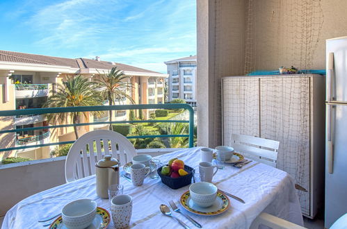 Photo 17 - 1 bedroom Apartment in Fréjus with swimming pool and sea view