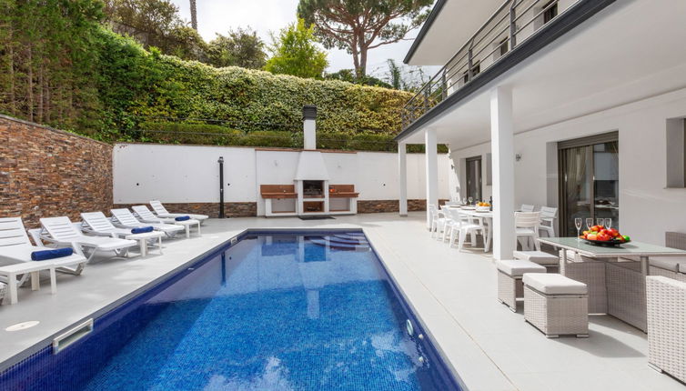 Foto 1 - Casa con 4 camere da letto a Lloret de Mar con piscina privata e giardino
