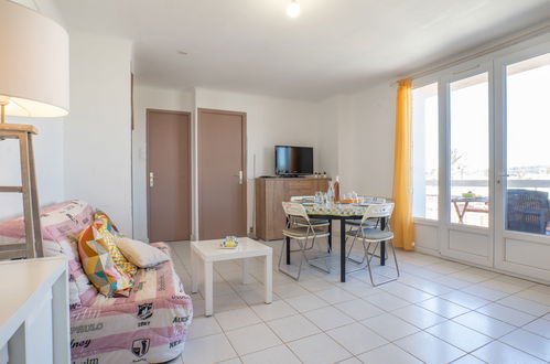 Foto 6 - Apartamento de 1 quarto em Saint-Cyr-sur-Mer com jardim e terraço