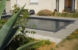 Photo 3 - Appartement de 2 chambres à Saint-Michel-en-Grève avec piscine privée et vues à la mer