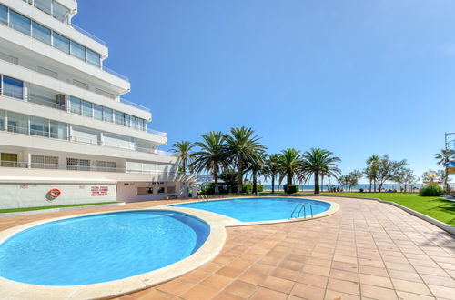 Photo 18 - 2 bedroom Apartment in Roses with swimming pool and garden