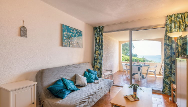 Foto 1 - Apartment mit 1 Schlafzimmer in Sainte-Maxime mit schwimmbad und blick aufs meer