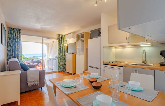 Apartment mit 1 Schlafzimmer in Sainte-Maxime mit schwimmbad und garten - Foto 3
