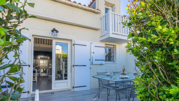 Casa de 3 quartos em Vaux-sur-Mer com piscina e jardim - Foto 2