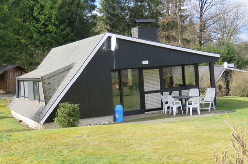 Photo 1 - Maison de 3 chambres à Gerolstein avec piscine et jardin