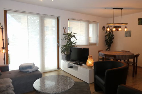 Photo 12 - 2 bedroom Apartment in Grindelwald with garden