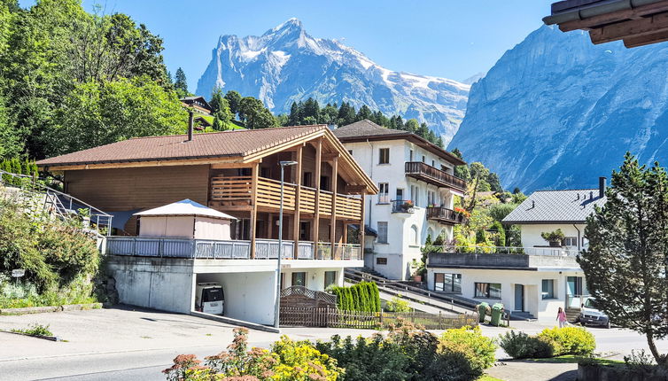 Foto 1 - Appartamento con 3 camere da letto a Grindelwald con giardino